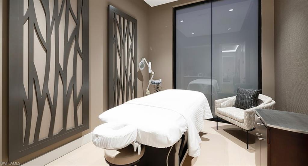 ESPLANADE BY THE ISLANDS - Residential