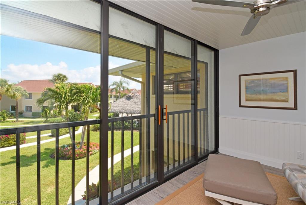 BAYSIDE VILLAS - Residential