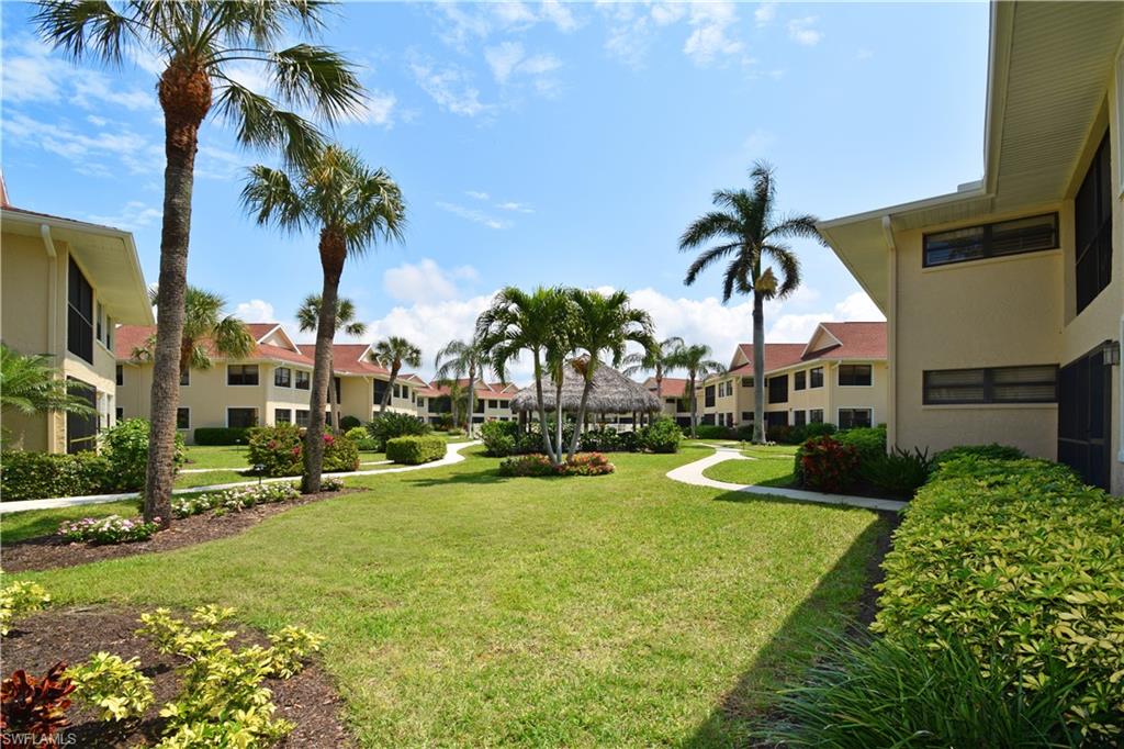 BAYSIDE VILLAS - Residential