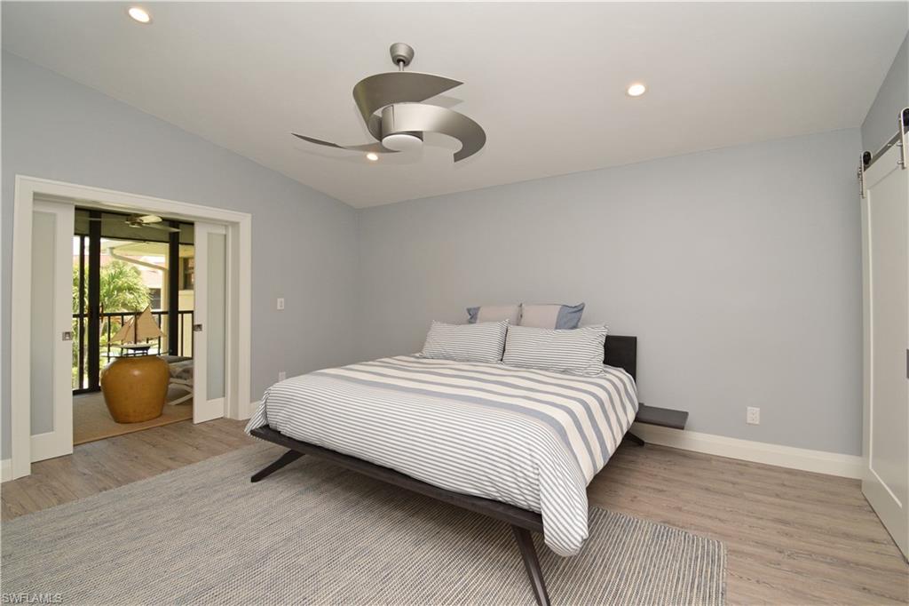 BAYSIDE VILLAS - Residential