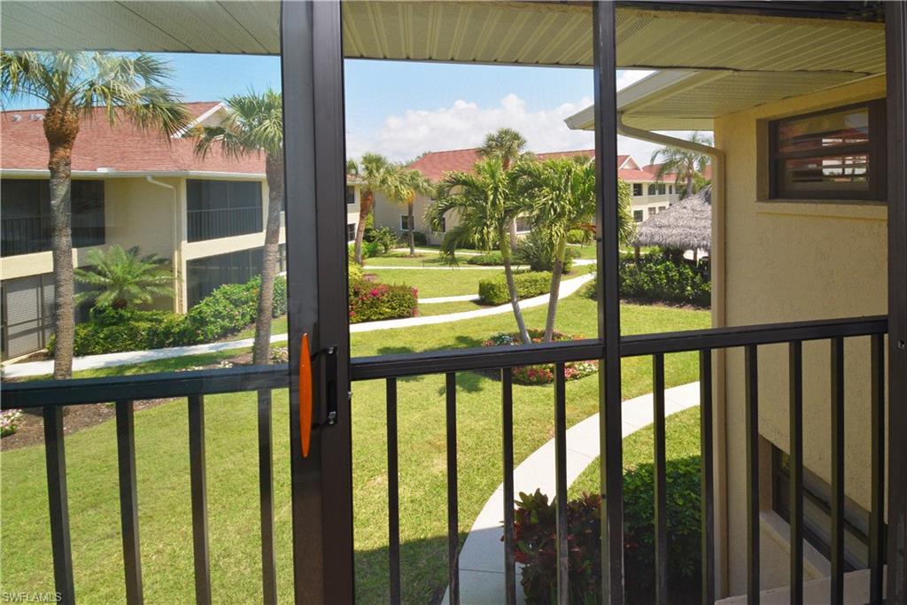 BAYSIDE VILLAS - Residential