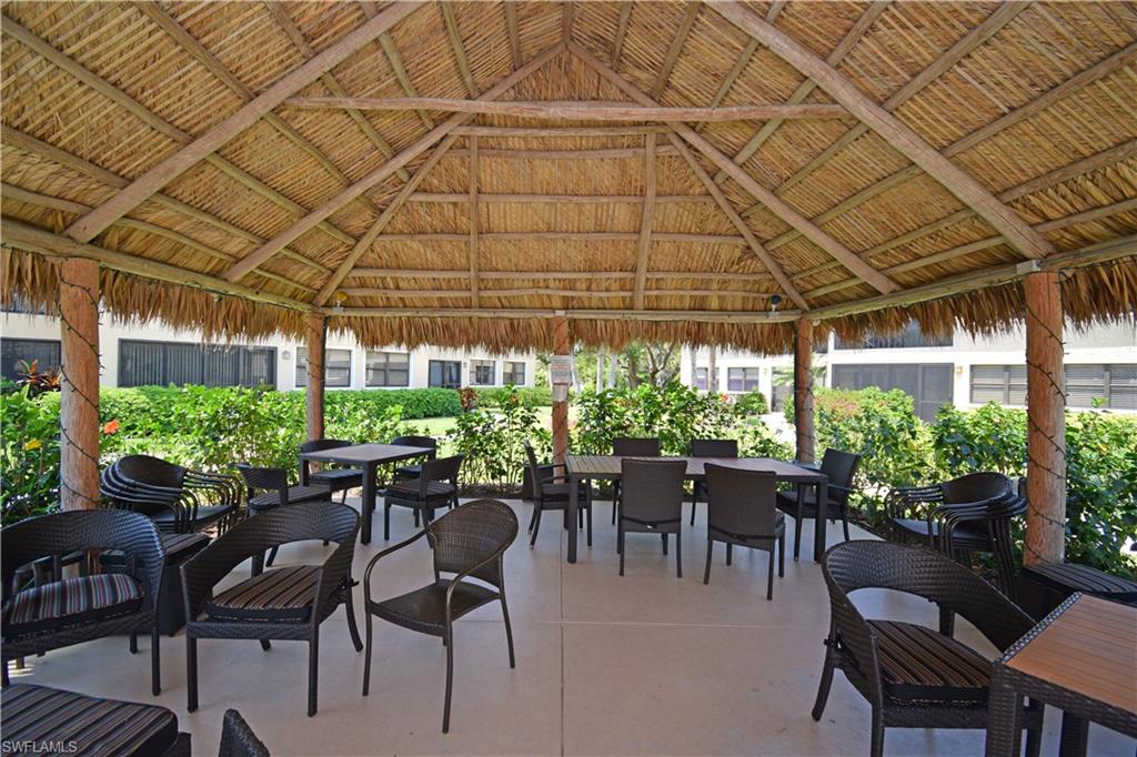 BAYSIDE VILLAS - Residential