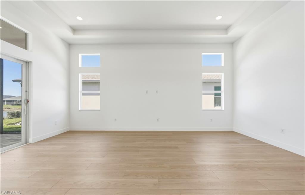 REGENCY - Residential