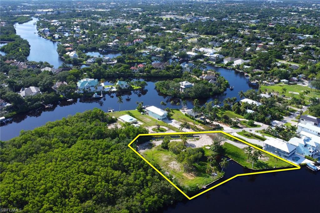 BONITA SPRINGS - Land