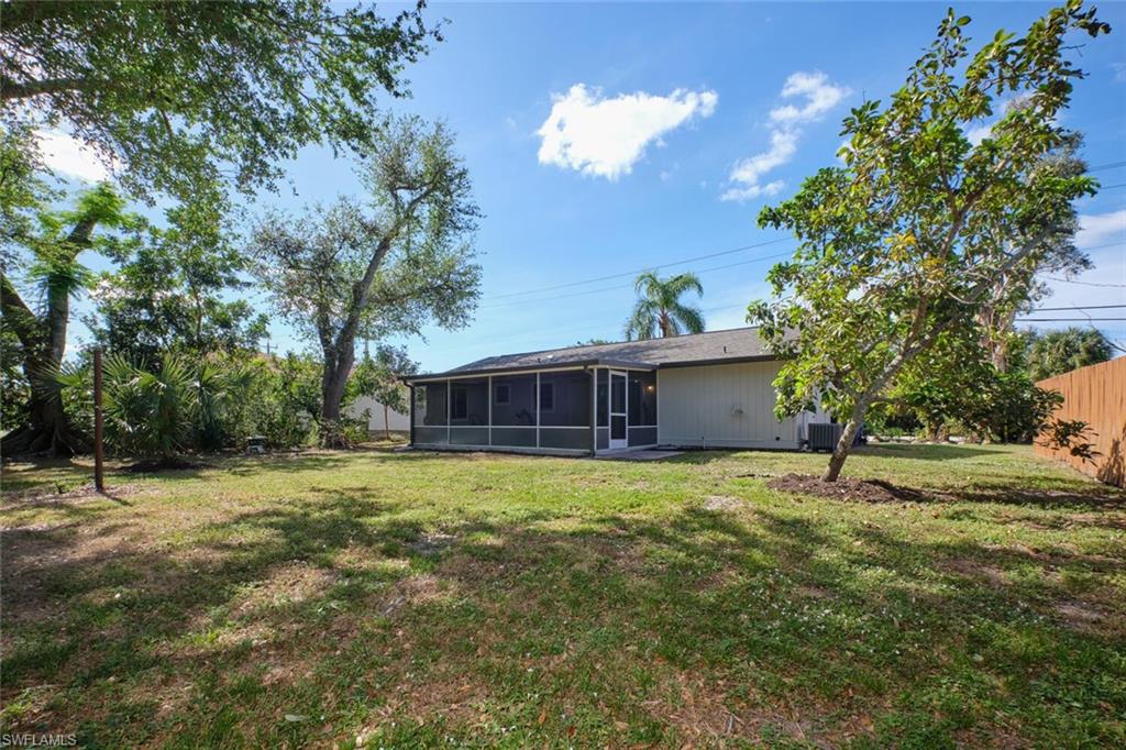 SAN CARLOS PARK - Residential