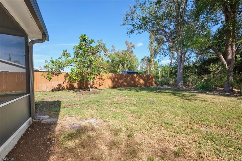 SAN CARLOS PARK - Residential