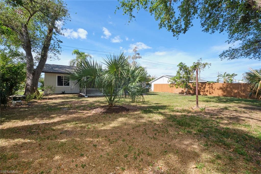 SAN CARLOS PARK - Residential