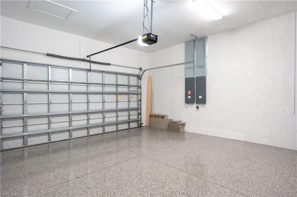 CORKSCREW ESTATES - Residential Lease