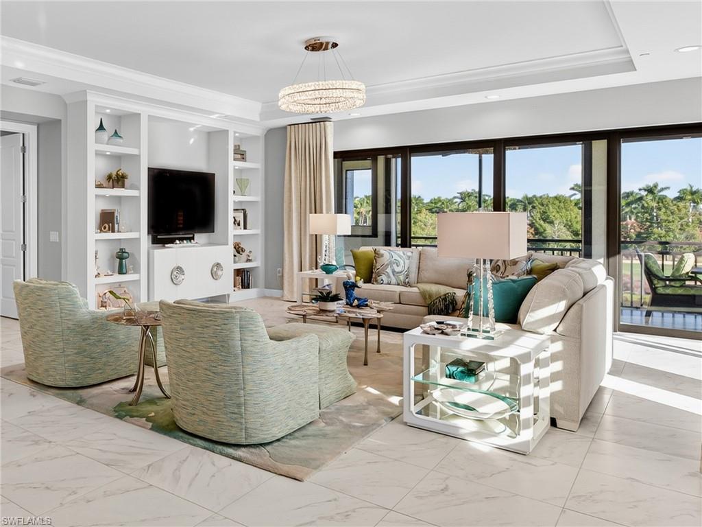 2555 MARQUESA ROYALE LN 202