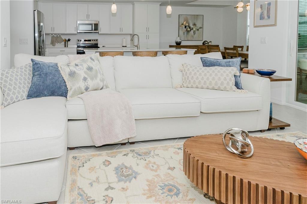 IBIS LANDING - Residential Lease