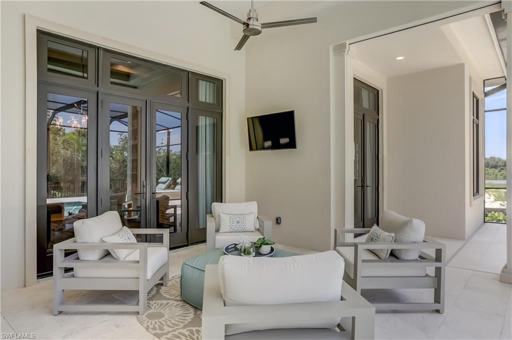 BAY WOODS - Residential