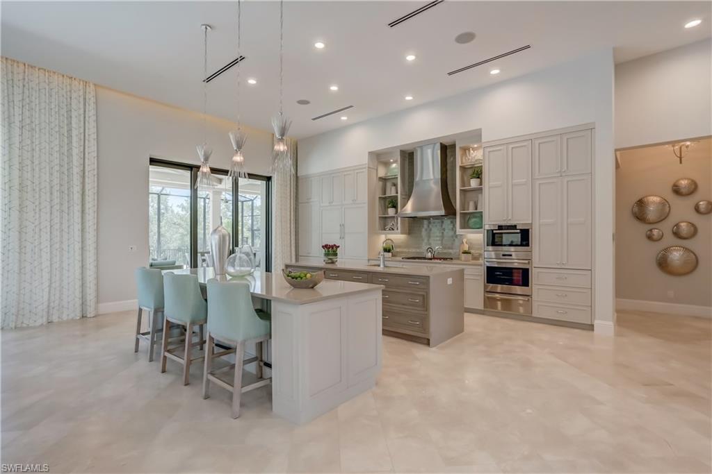 BAY WOODS - Residential