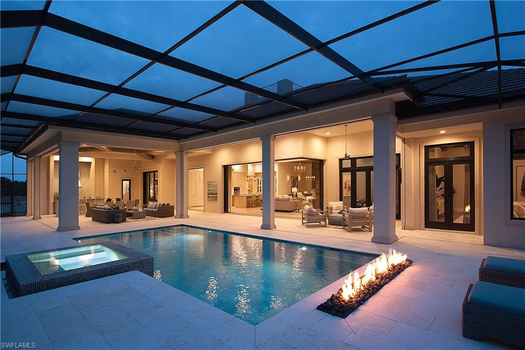 BAY WOODS - Residential