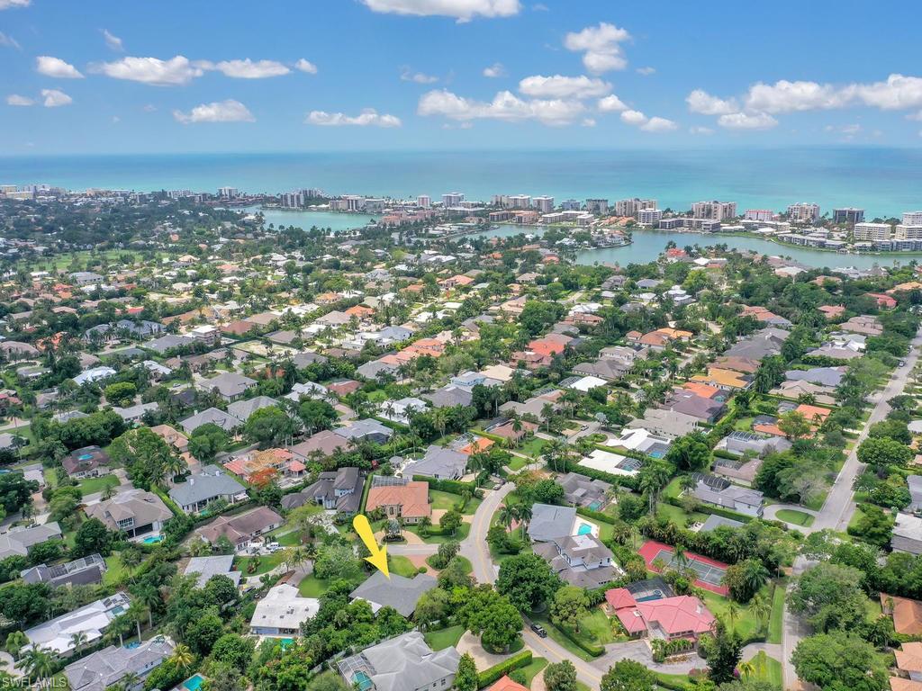 MOORINGS - Residential