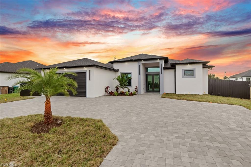 CAPE CORAL - Residential