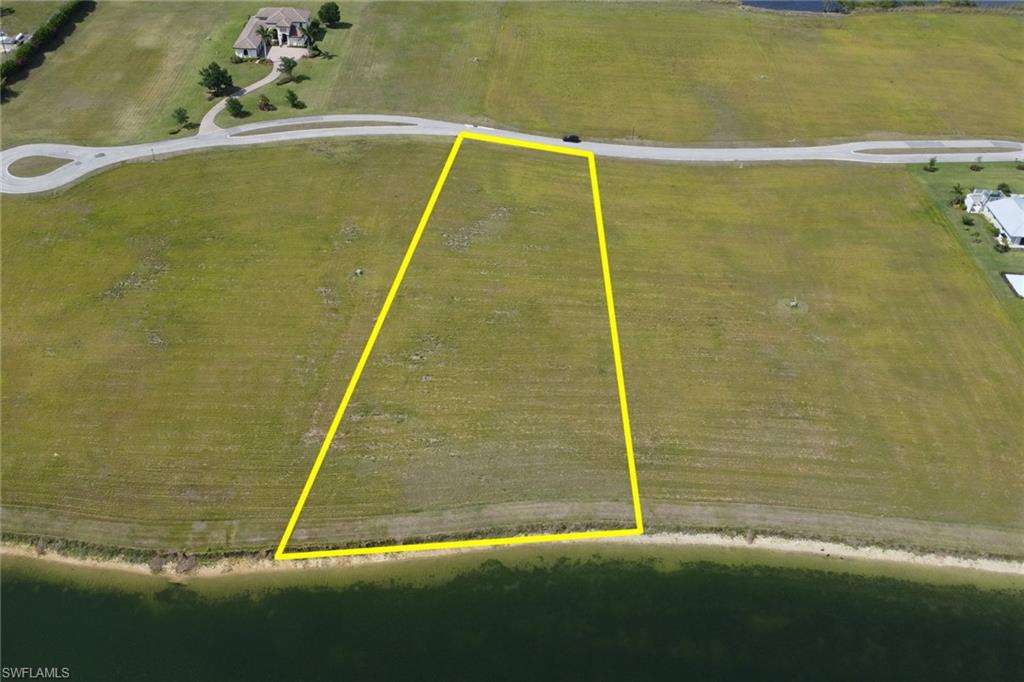 CALOOSA PRESERVE - Land