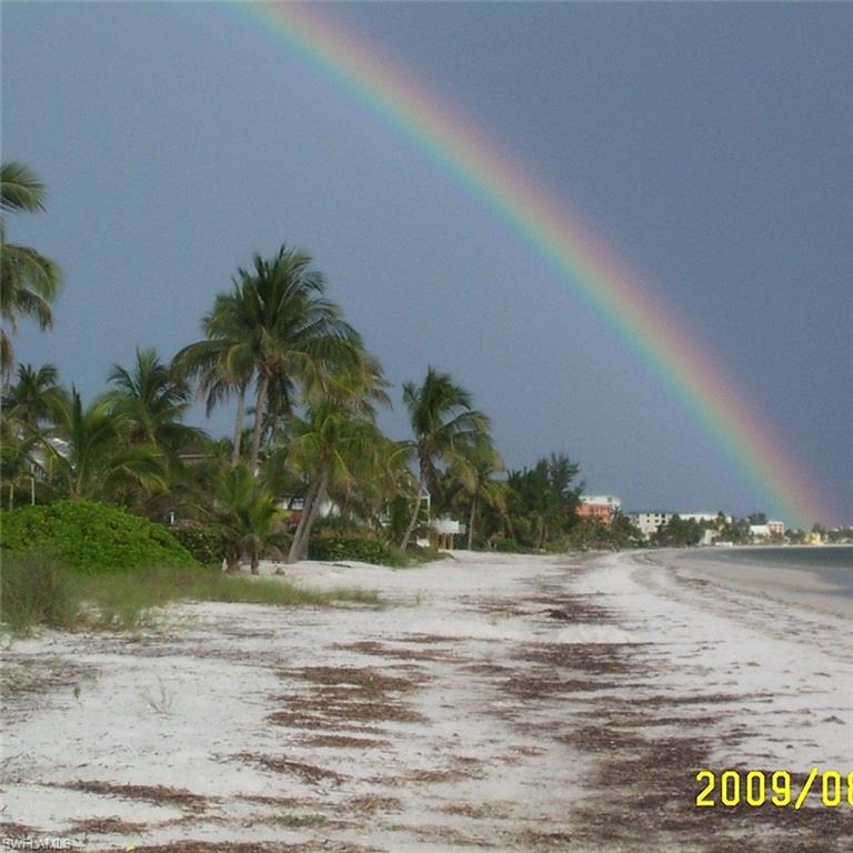 HOLIDAY SHORES - Land