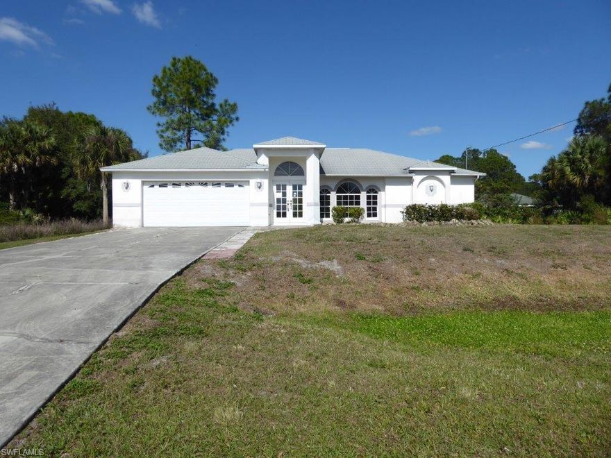 REDUCED!  SINGLE FAMILY HOME IN THE BUCKINGHAM AREA OF FORT MYERS.  OFFERING 3 BEDROOMS, 2 BATHROOMS. LANAI AND 2 CAR GARAGE.  THE HOME HAS FRESH INTERIOR PAINT AND IS OPEN AND BRIGHT. THIS IS A FREDDIE MAC/HOMESTEPS FORECLOSURE SOLD IN AS-IS CONDITION WITH THE RIGHT TO INSPECT. PLEASE PROVIDE PROOF OF FUNDS OR PRE APPROVAL LETTER. Use AS-IS FARBAR CONTRACT FOR OFFERS. THIS IS NOT A SHORT SALE!