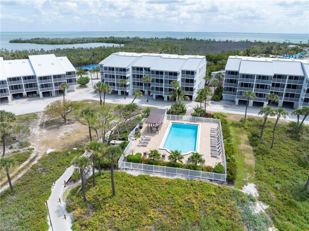 BEACH VILLAS CONDO - Residential