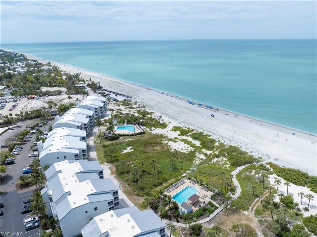 BEACH VILLAS CONDO - Residential