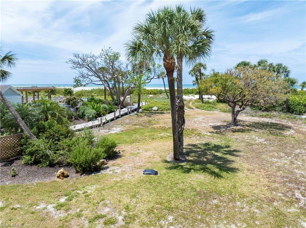 BEACH VILLAS CONDO - Residential