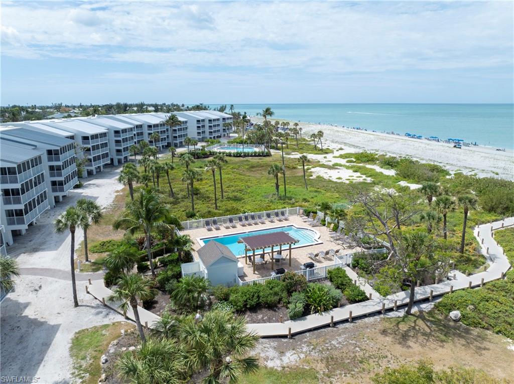 BEACH VILLAS CONDO - Residential