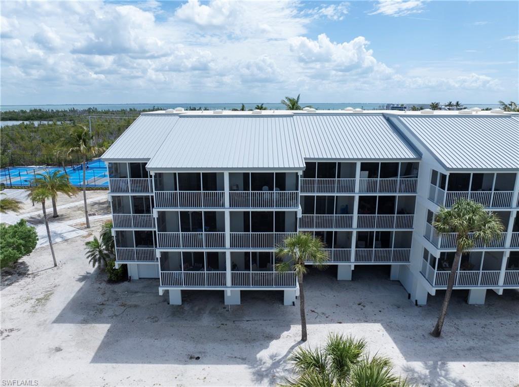 BEACH VILLAS CONDO - Residential