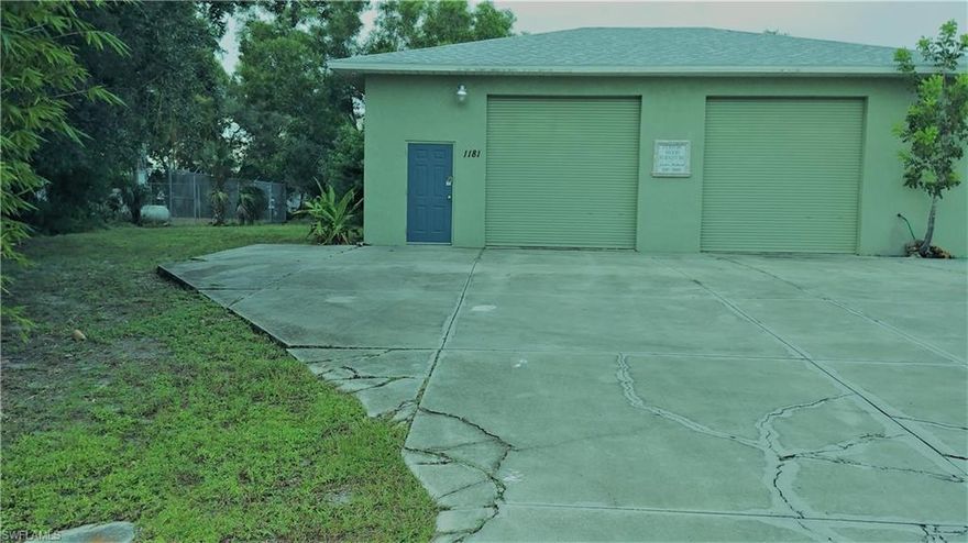 WOODWORKERS BUILDING WITH SPRAY BOOTH...STAND ALONE BUILDING WITH LAND. BUILDING 40X38 1O FEET DOORS  [ OWNER/AGENT]