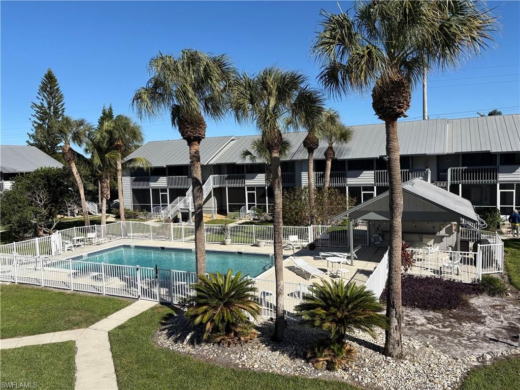 Photo of 1251 7th AVE N #306, NAPLES, FL 34102 (MLS # 226005038)