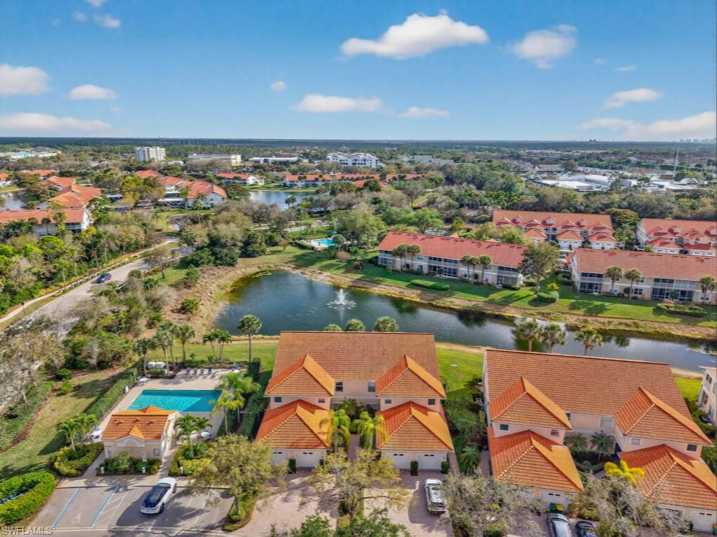 IBIS POINTE - Residential