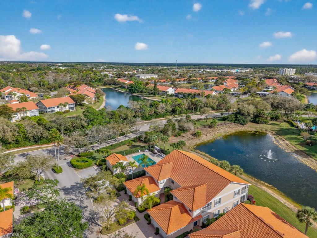 IBIS POINTE - Residential