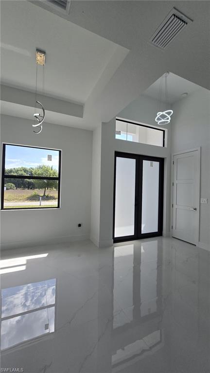 TWIN LAKE ESTATES - Residential