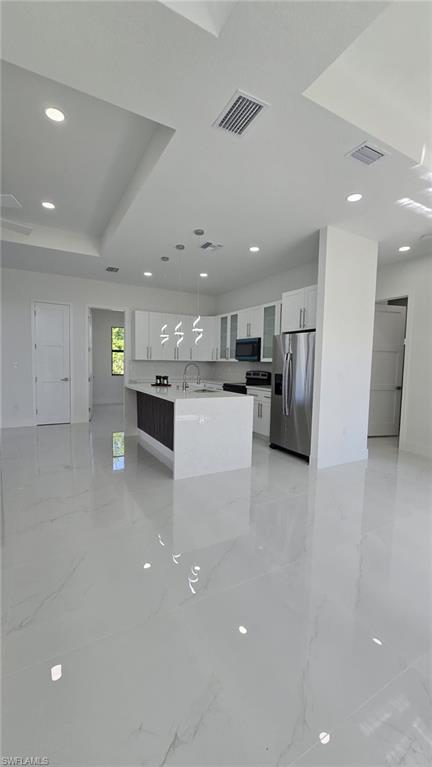 TWIN LAKE ESTATES - Residential