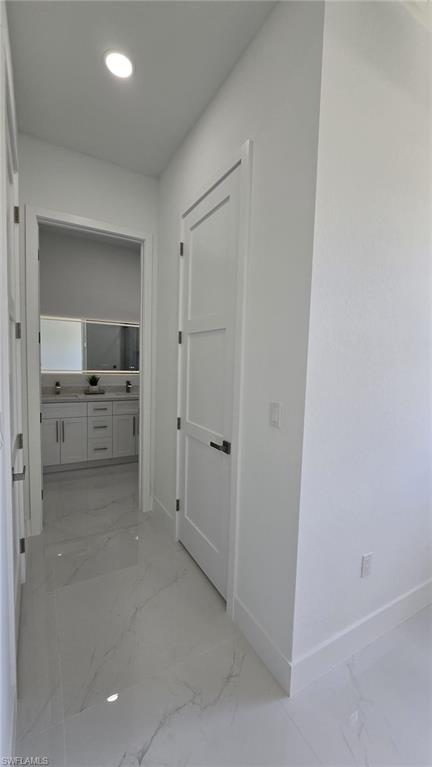 TWIN LAKE ESTATES - Residential