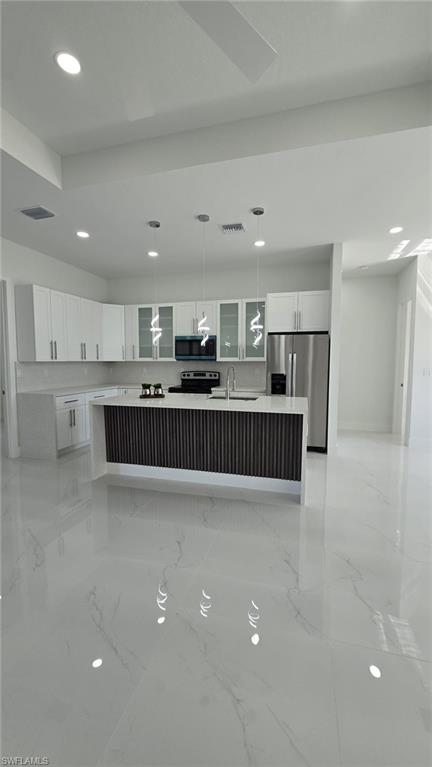 TWIN LAKE ESTATES - Residential