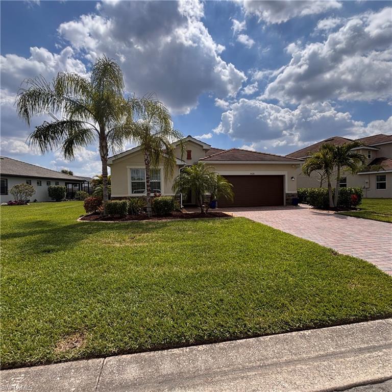 HAMPTON LAKES - Residential Lease