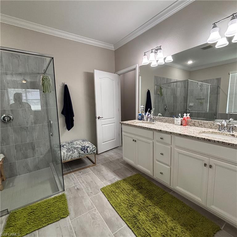 HAMPTON LAKES - Residential Lease