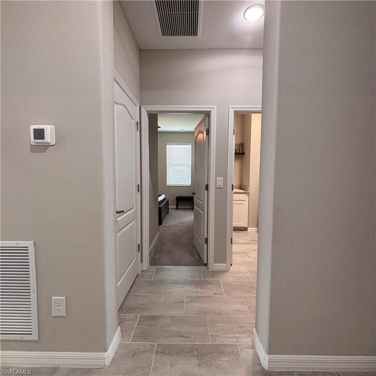 HAMPTON LAKES - Residential Lease