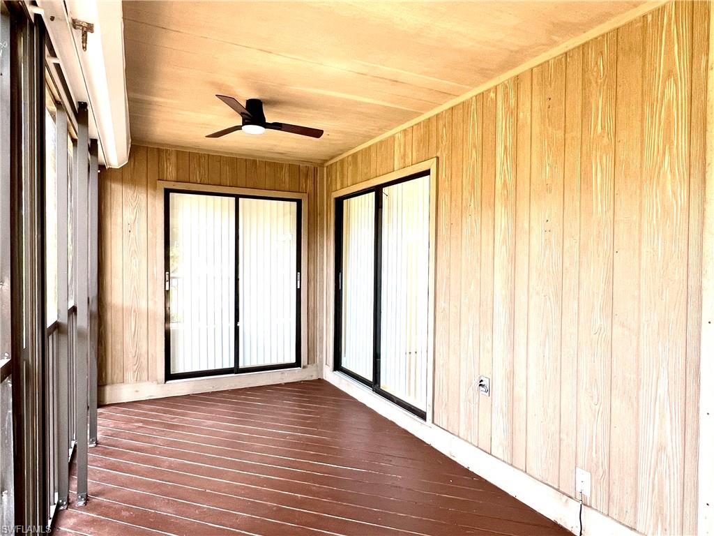 ISLAND PARK VILLAGE - Residential