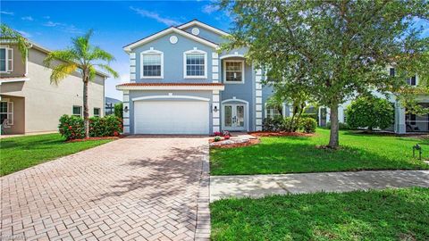 2864 Blossom CT NAPLES FL 34120