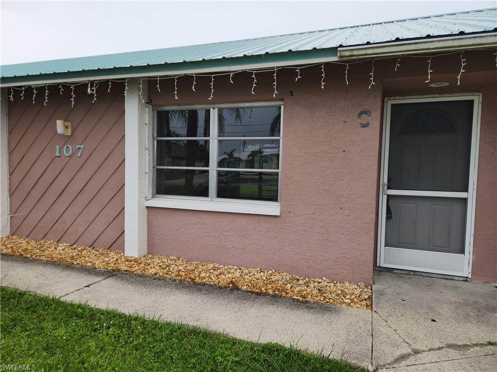 CAPE CORAL - Residential Lease