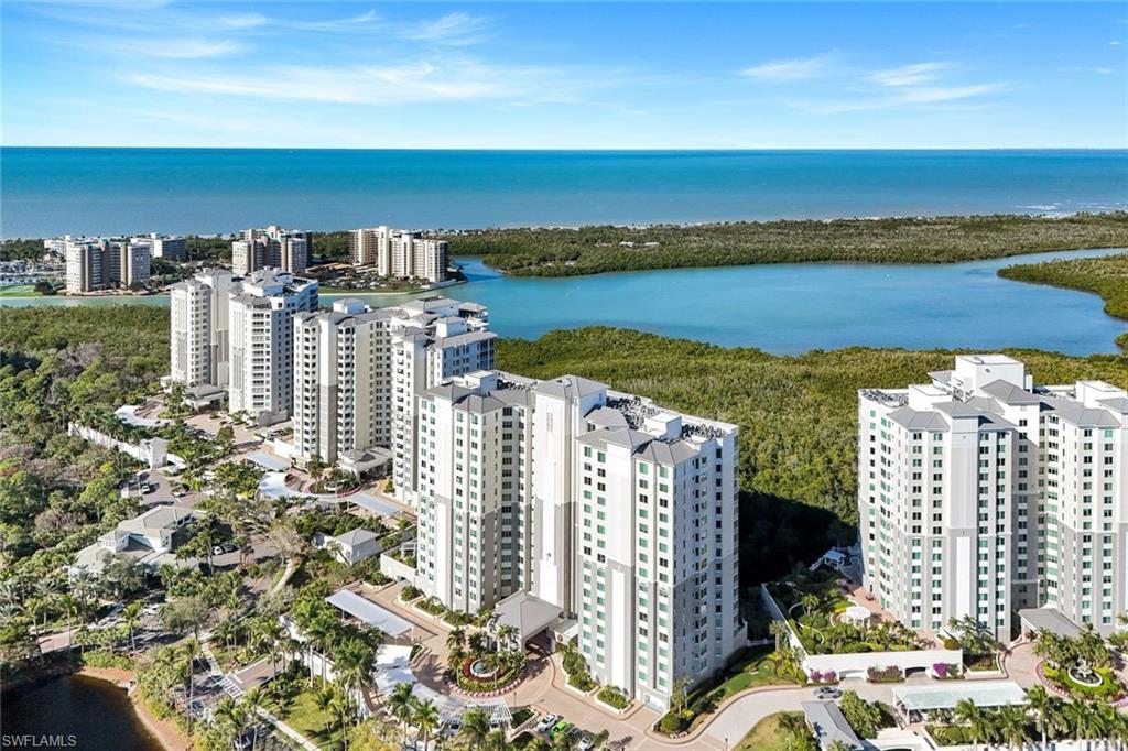 GRANDE PHOENICIAN - Residential