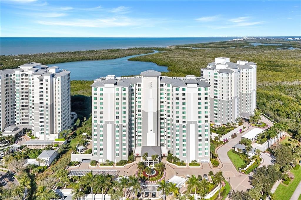 GRANDE PHOENICIAN - Residential