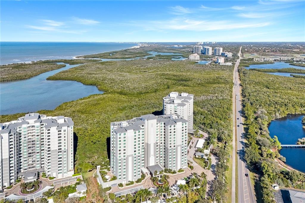 GRANDE PHOENICIAN - Residential