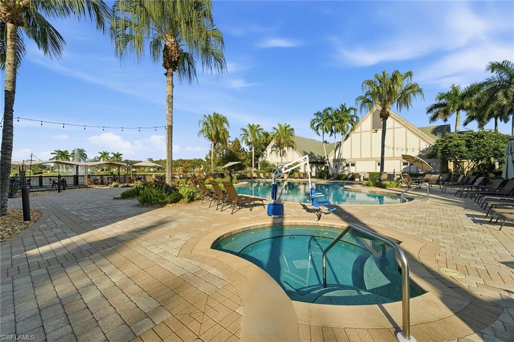 TWIN EAGLES - Residential