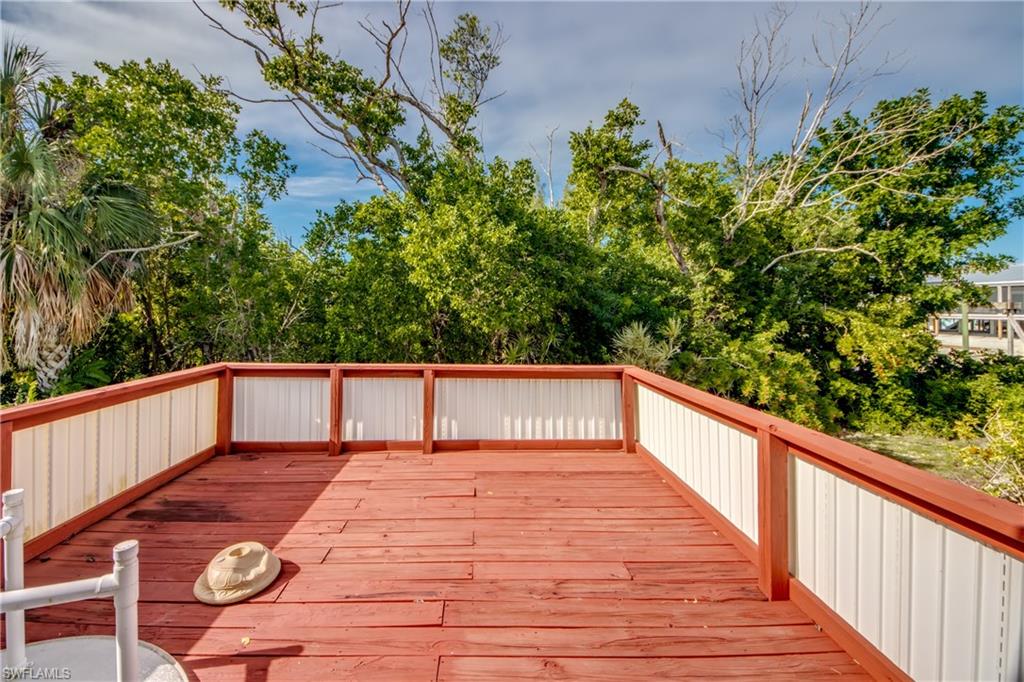 PINE ISLAND COVE - Residential