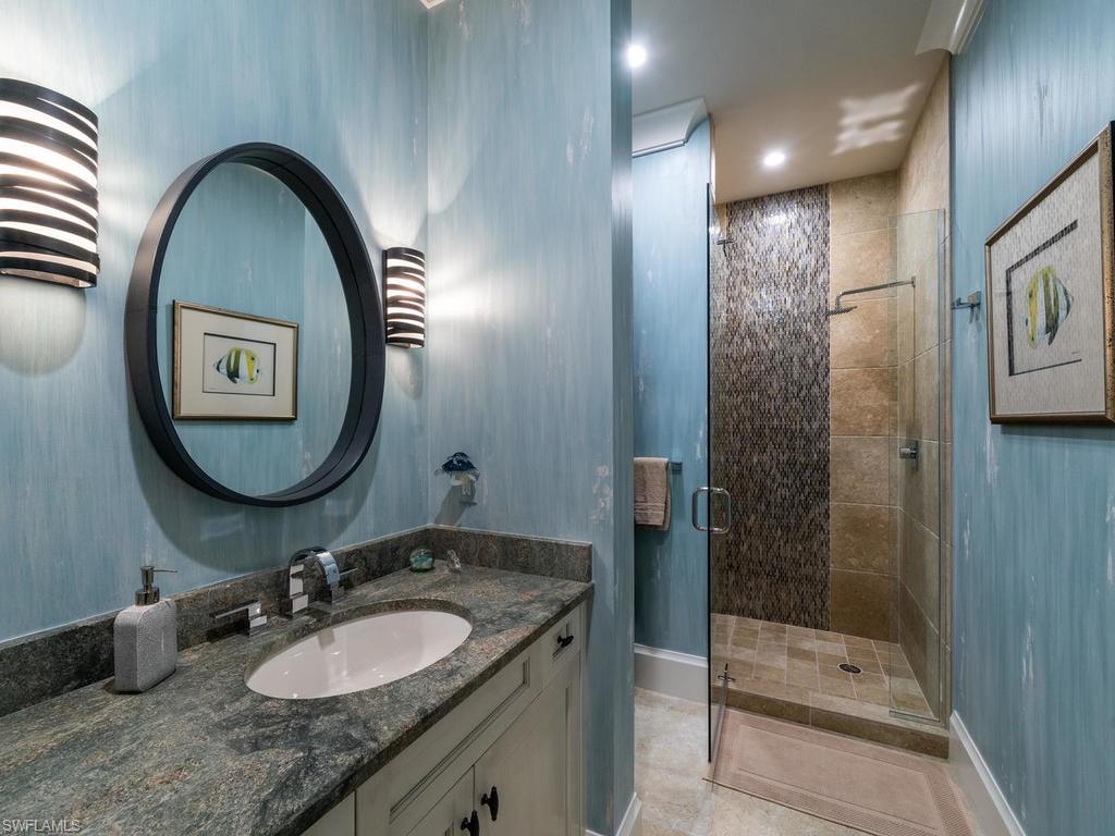 AQUALANE SHORES - Residential