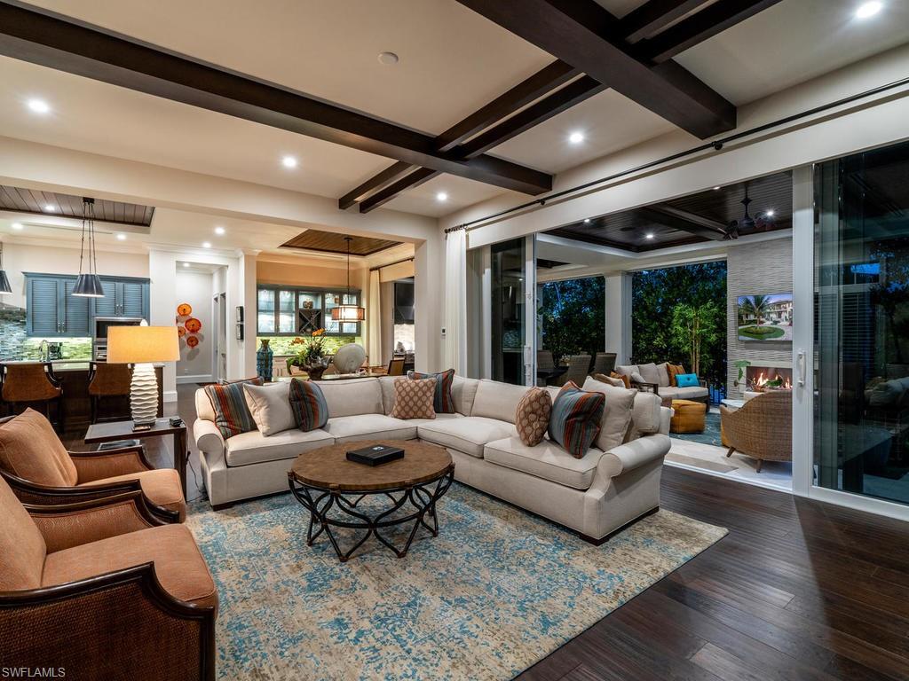 AQUALANE SHORES - Residential