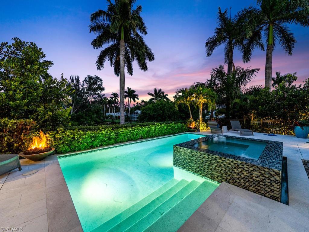 AQUALANE SHORES - Residential