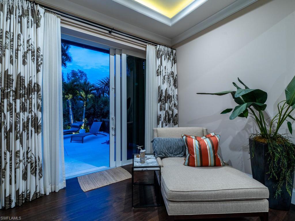 AQUALANE SHORES - Residential